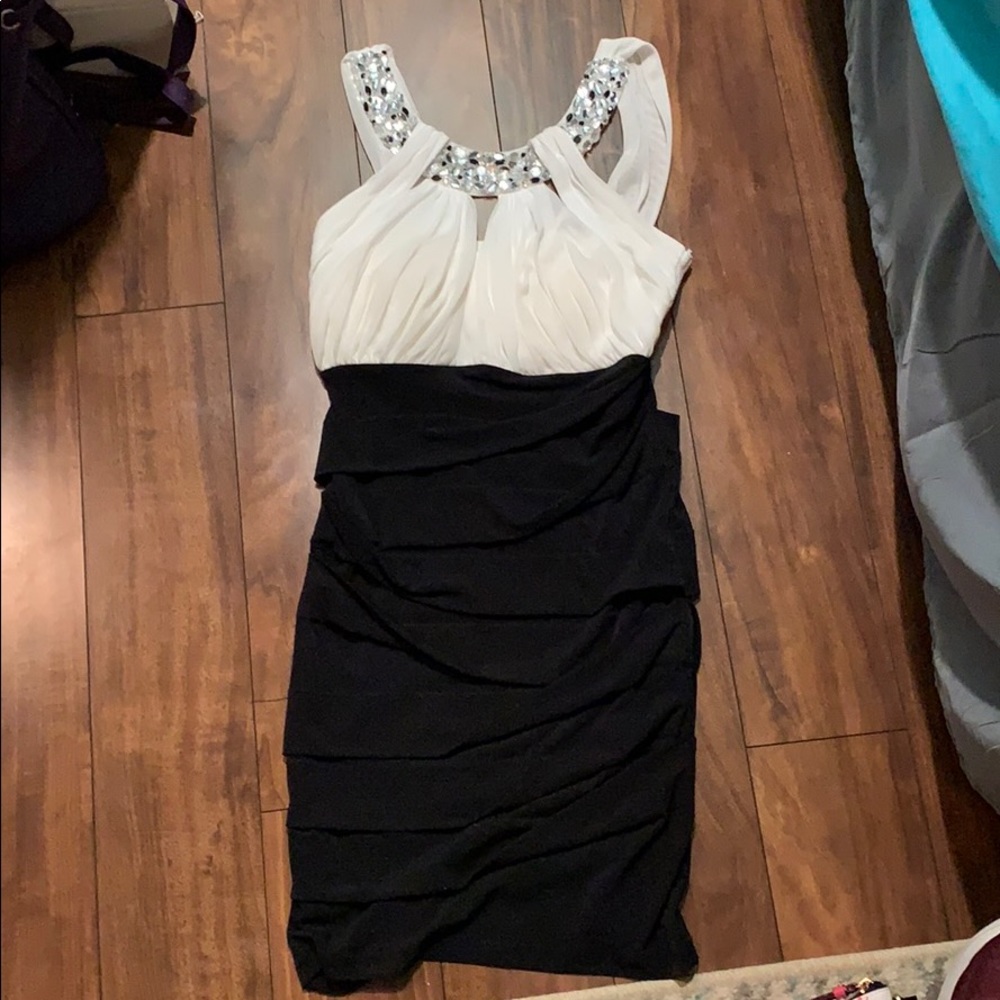 Super cute cocktail dress